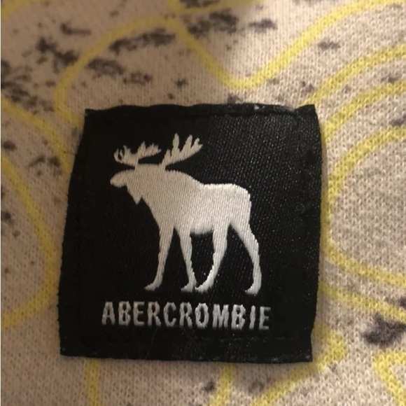 🥳Abercrombie kids hoodie. Size 9/10 - Picture 3 of 5